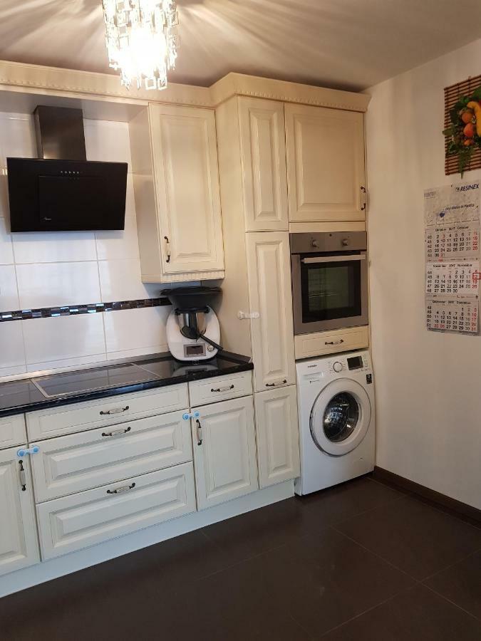 Großes Haus Apartement In Laatzen Nähe Messe *